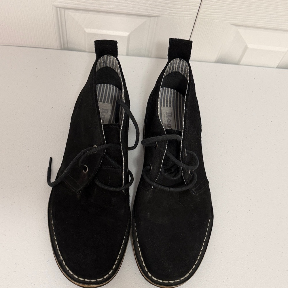 ROOTS  Men’s Black Suede Lace-Up Chukka Boots - Picture 4 of 5